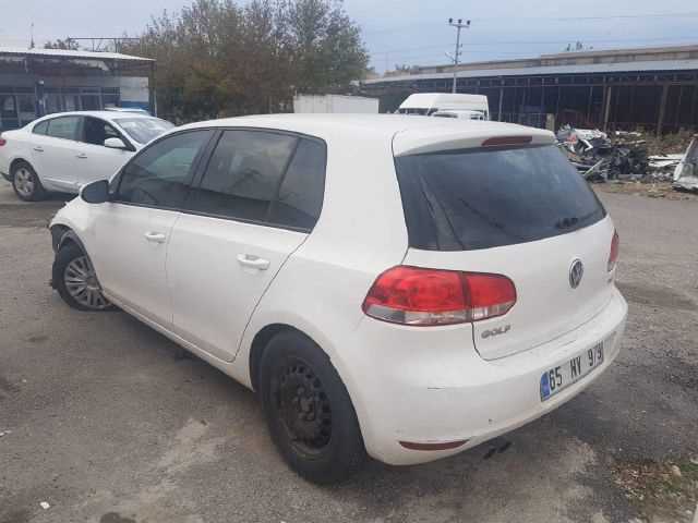 Volkswagen Golf6 2009-2012 Çıkma Yedek Kesme Tavan